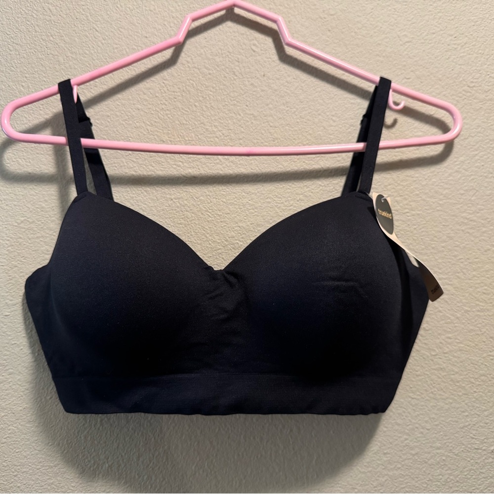 Truekind Wireless Shaping bra. Size L. New with tags.